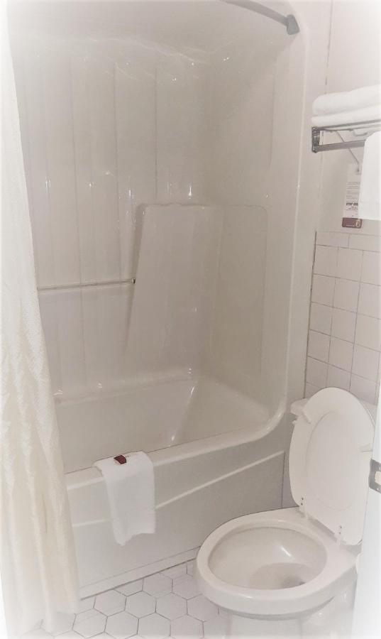 Super 8 By Wyndham Ga I-75 Hotel 2*